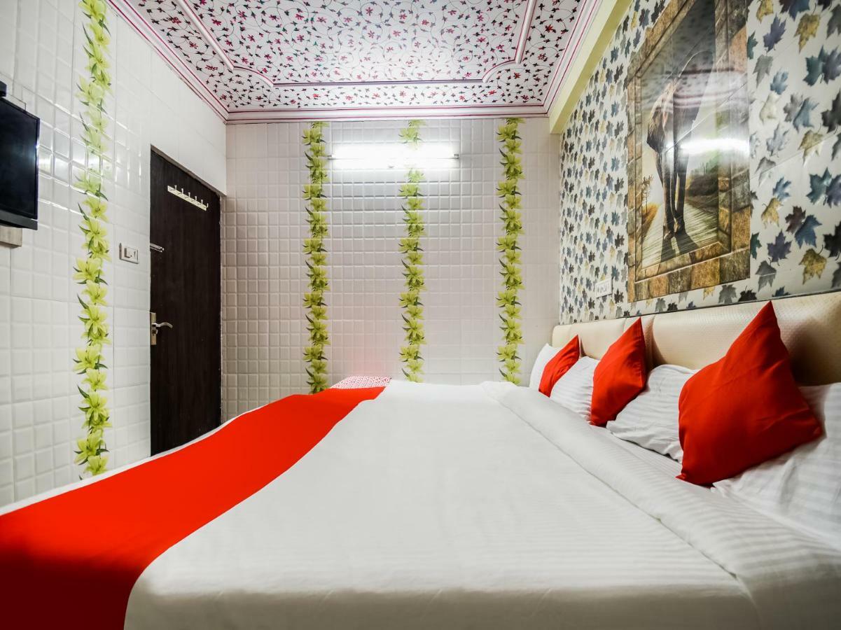 Oyo 48665 Kesar Palace Amer Exterior foto
